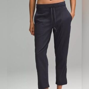 Lululemon Dance Studio Mid-Rise Cropped Jogger Pants True Navy  Drawstring Sz 10
